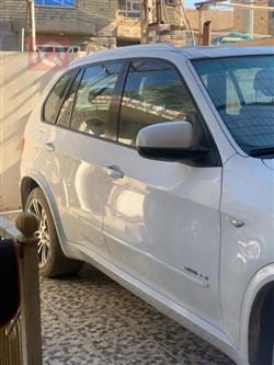 بی ئێم دەبڵیو X5